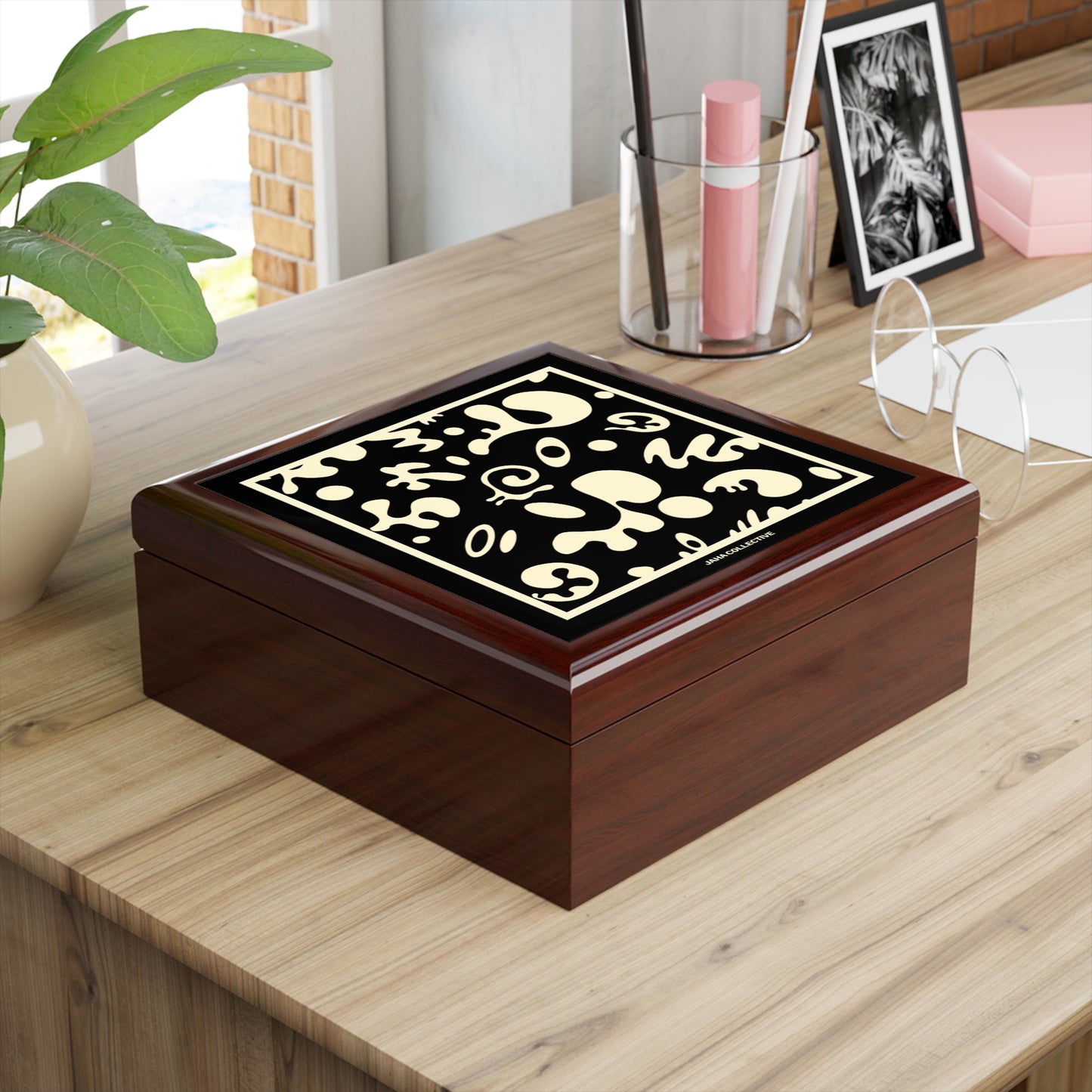 Adorn'd Jewelry Box with Artistic Design,