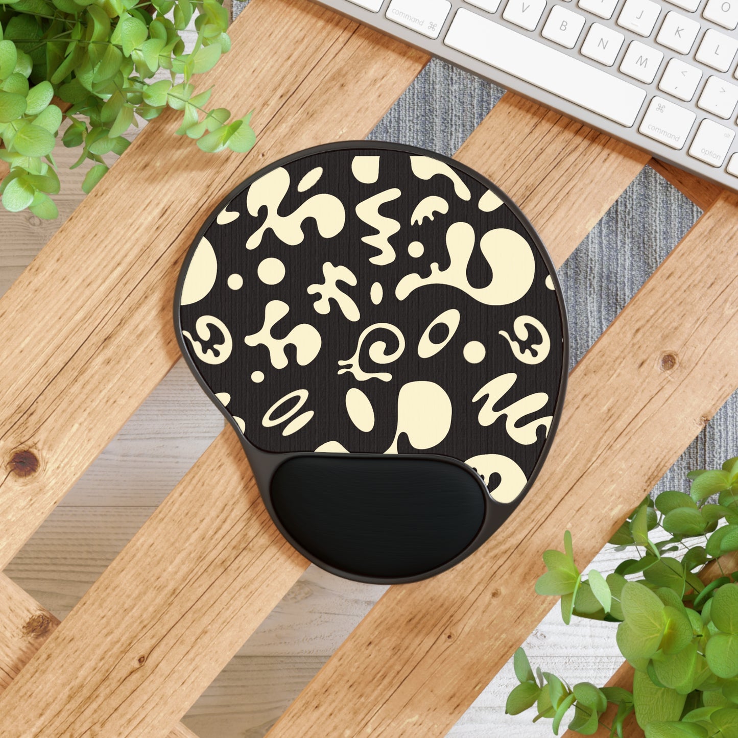 Pure Imagination Mouse Pad w Wrist Rest - Smoke Signal Black