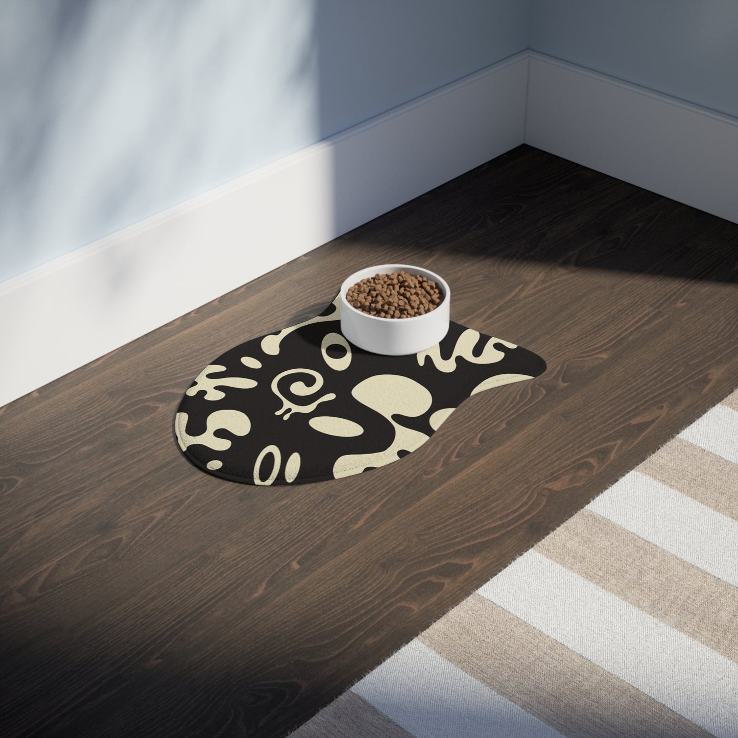 Pure Imagination Pet Feeding Mats (in Bone or Fish Shape) - Smoke Signal Black