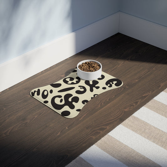 Pure Imagination Pet Feeding Mats (in Bone or Fish Shape) - Blank Page White