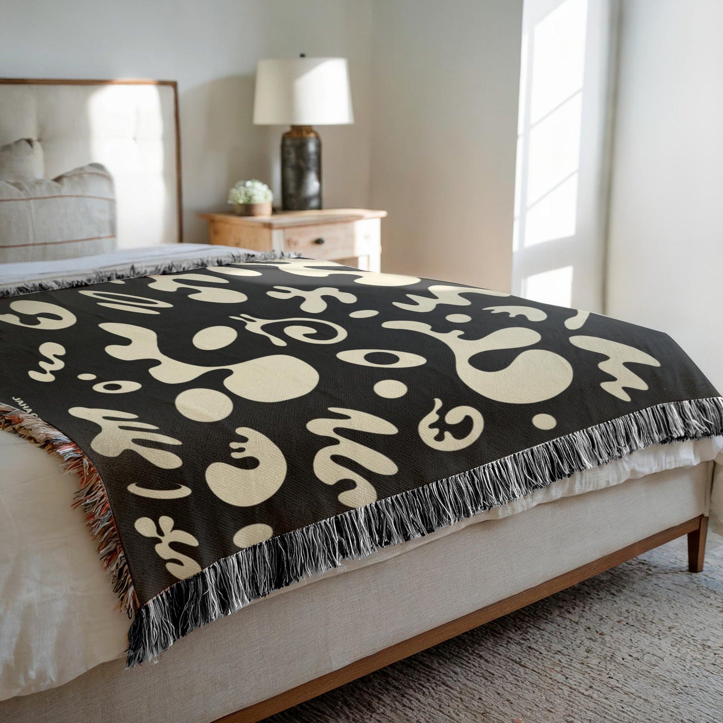 WovenBlanket_52x37-20250811103957697