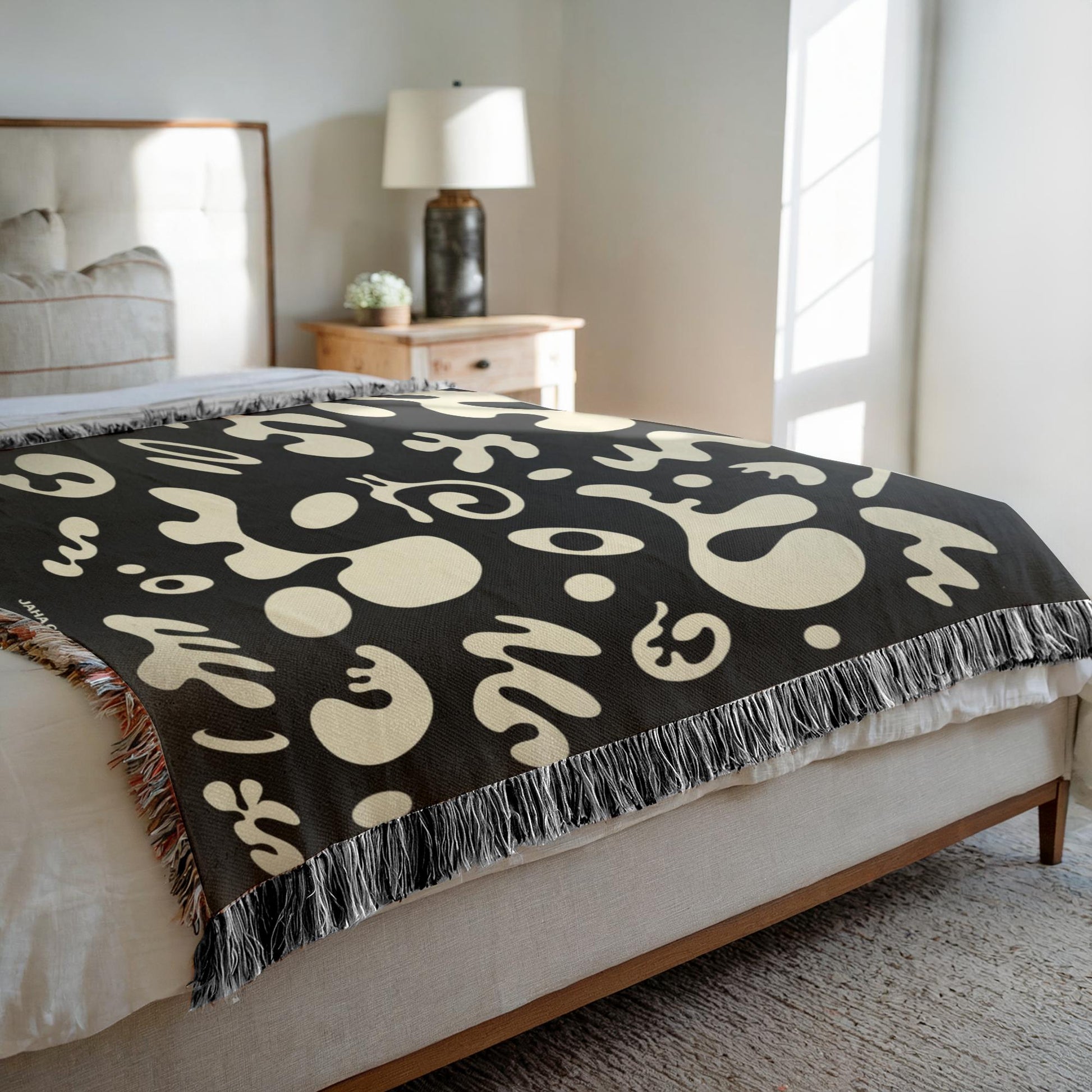 WovenBlanket_52x37-20250811103957697